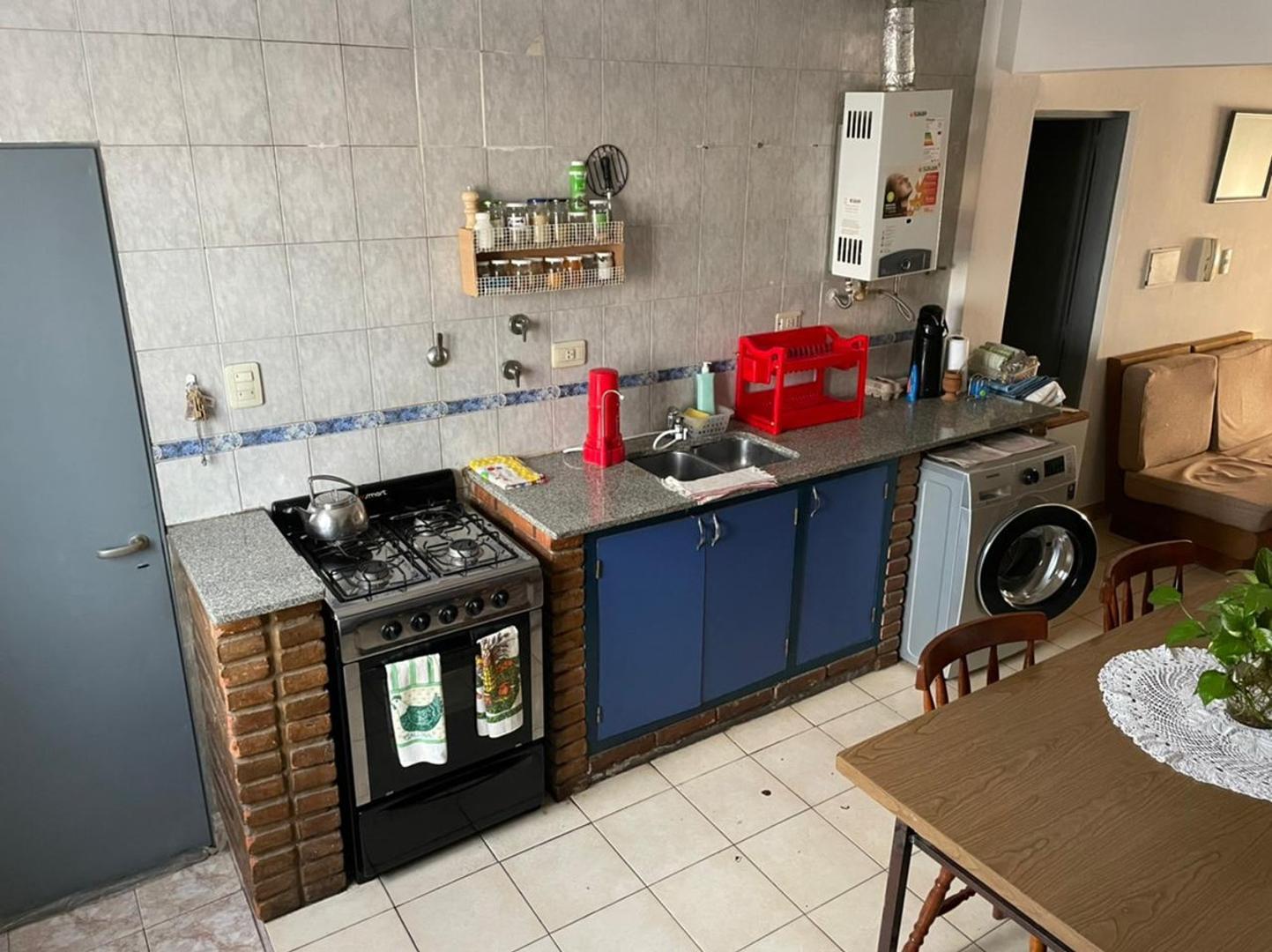 Presidente Arturo Illia 1400