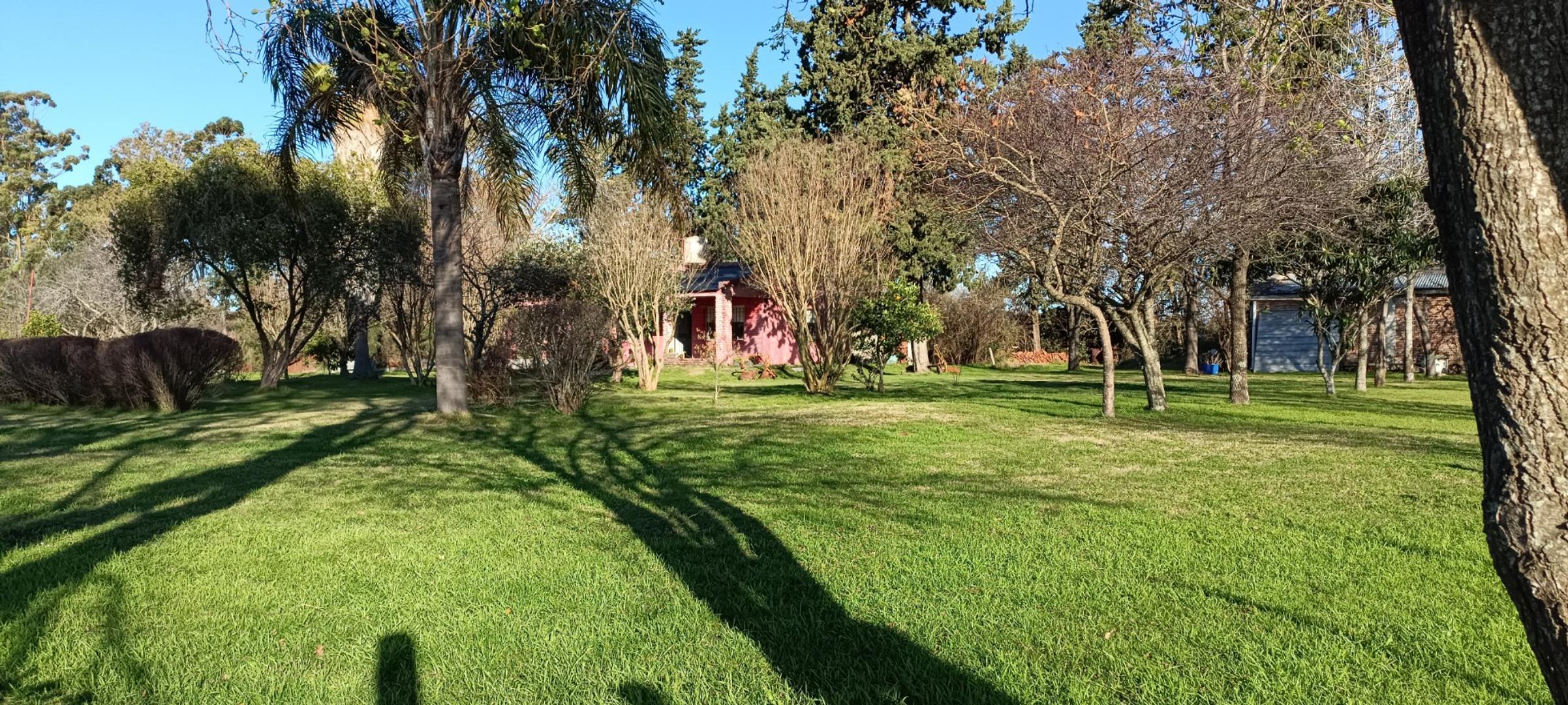 Chacra 2 has casa y galpon, frente autódromo Gualeguychú.