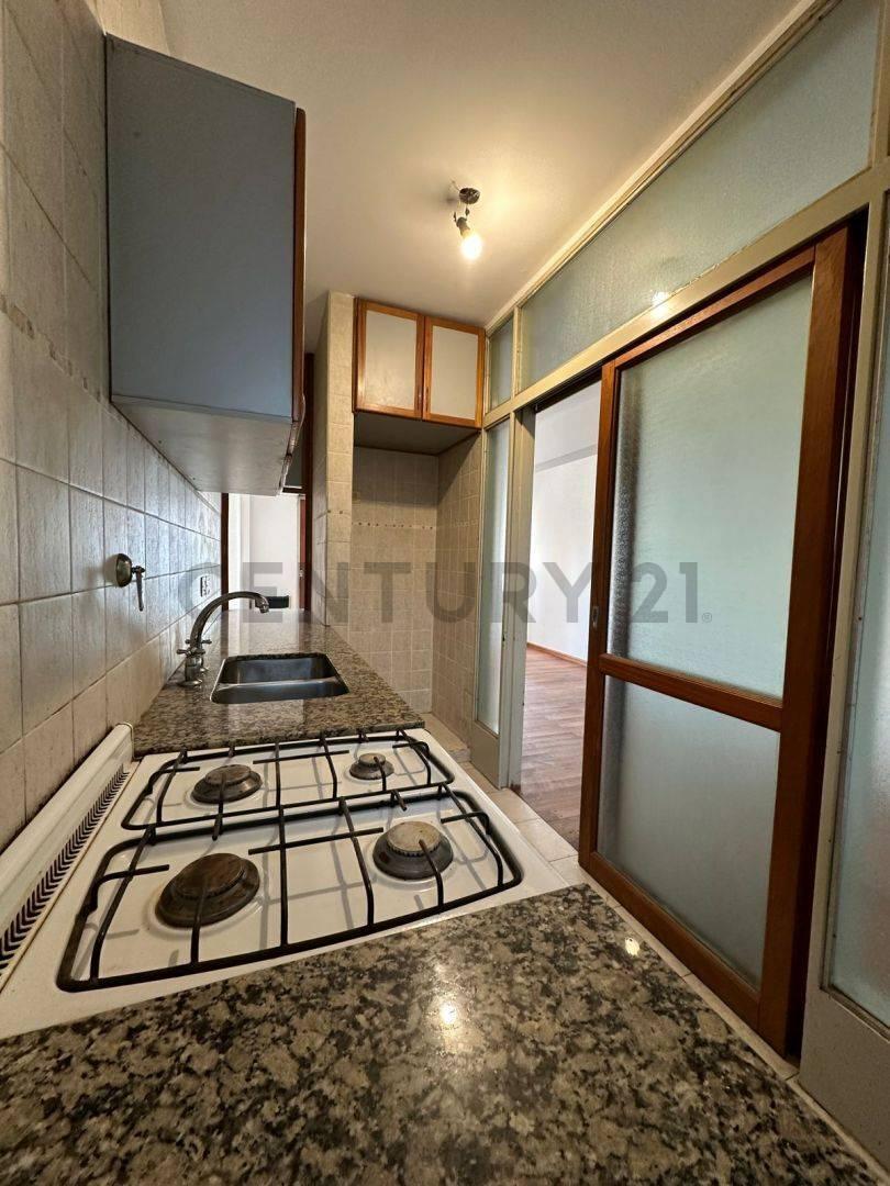 59 4 y 5 400, Piso 3