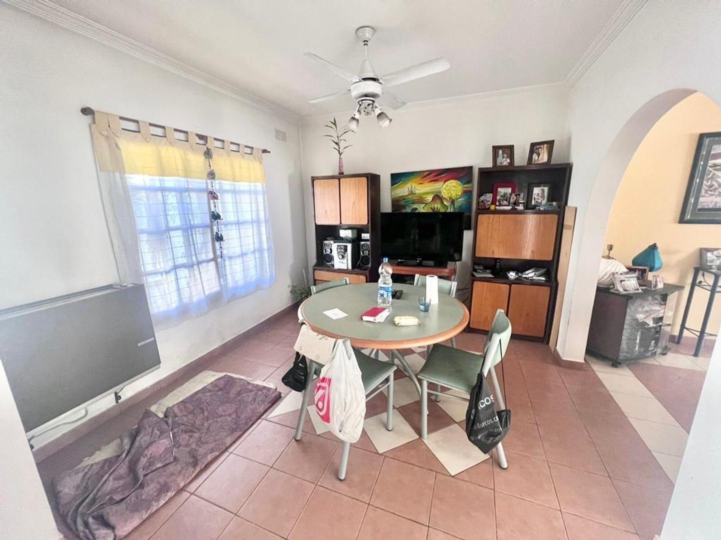 Casa en Venta en Castelar Norte, USD 220.000