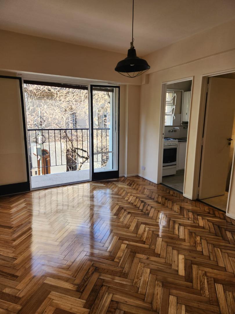 IMPECABLE MONOAMBIENTE C/BALCÓN HECHO A NUEVO EN BELGRANO