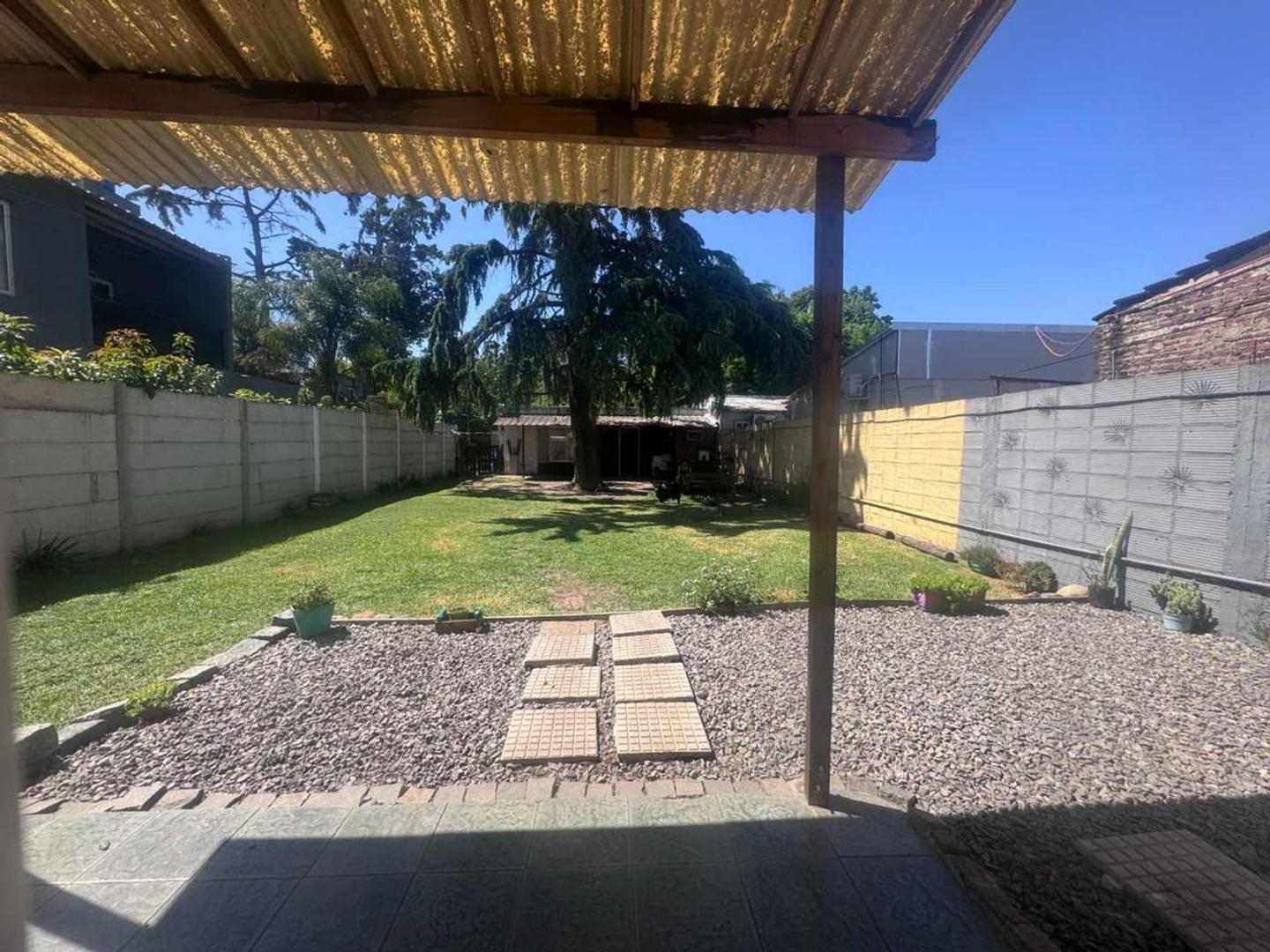 Casa en Venta en Garin, USD 130.000