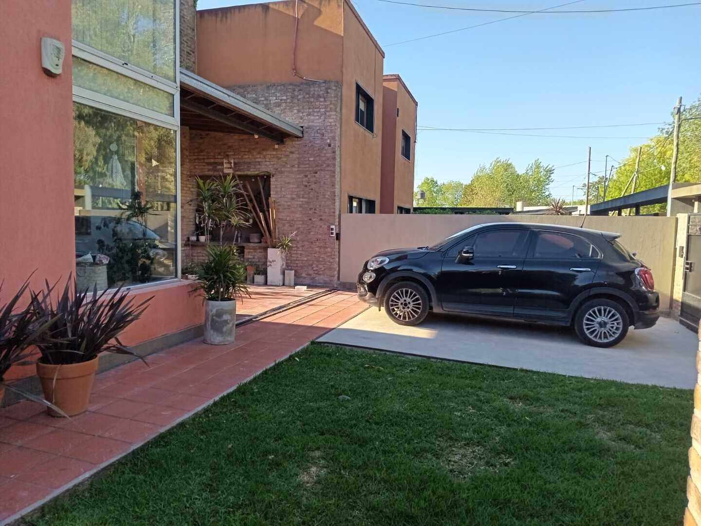 Casa en Venta en City Bell [Cod: ]