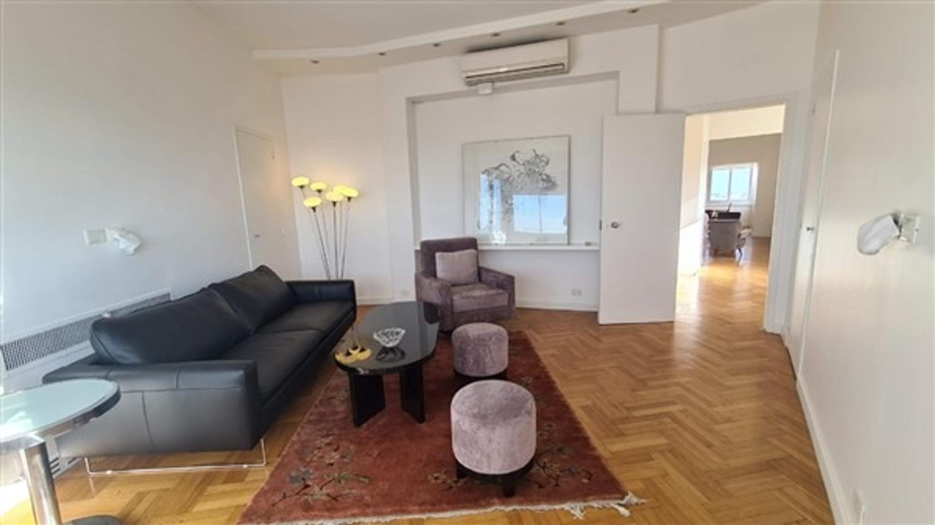 ICÓNICO PISO 25° EN EL EDIFICIO KAVANAGH!