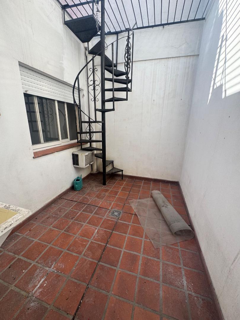 Virrey Liniers 705. Villa Sarmiento