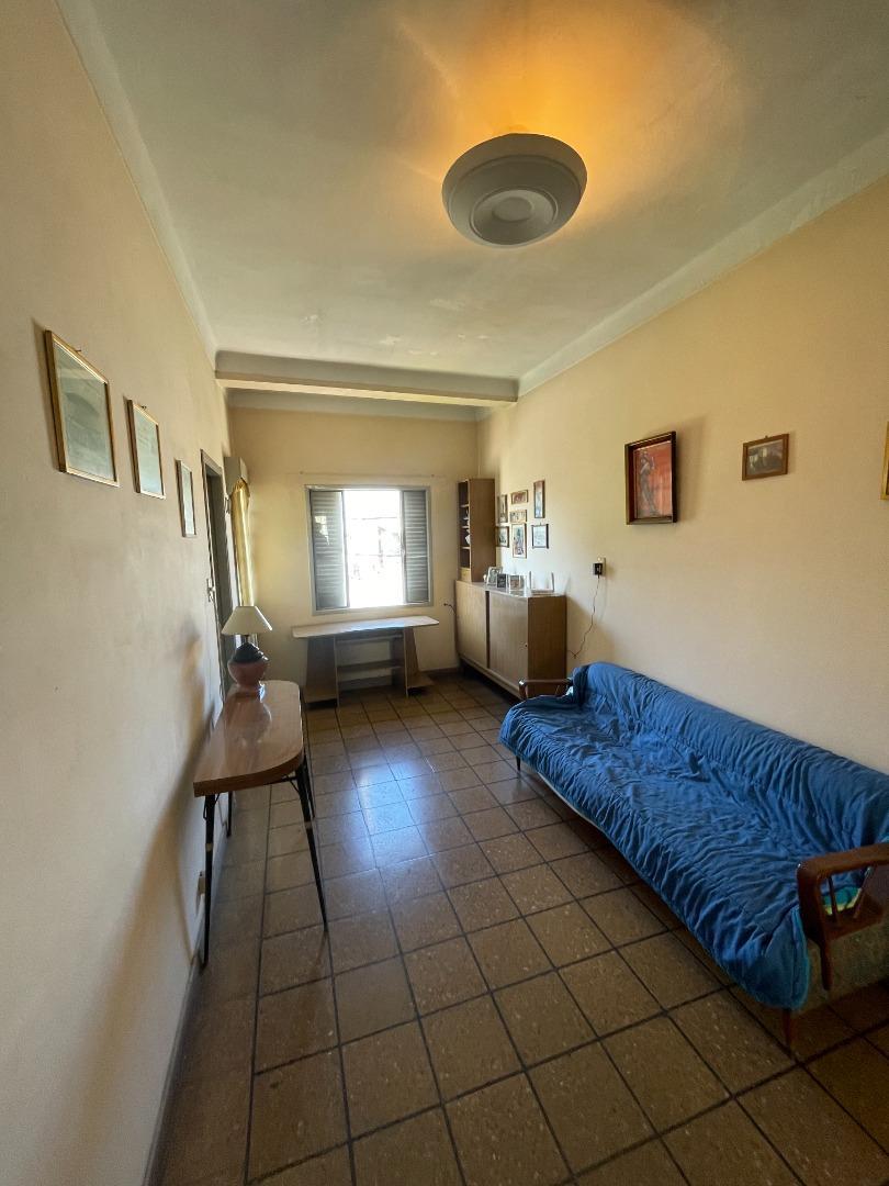 Depto Tipo Casa 4 ambientes con 2 baños