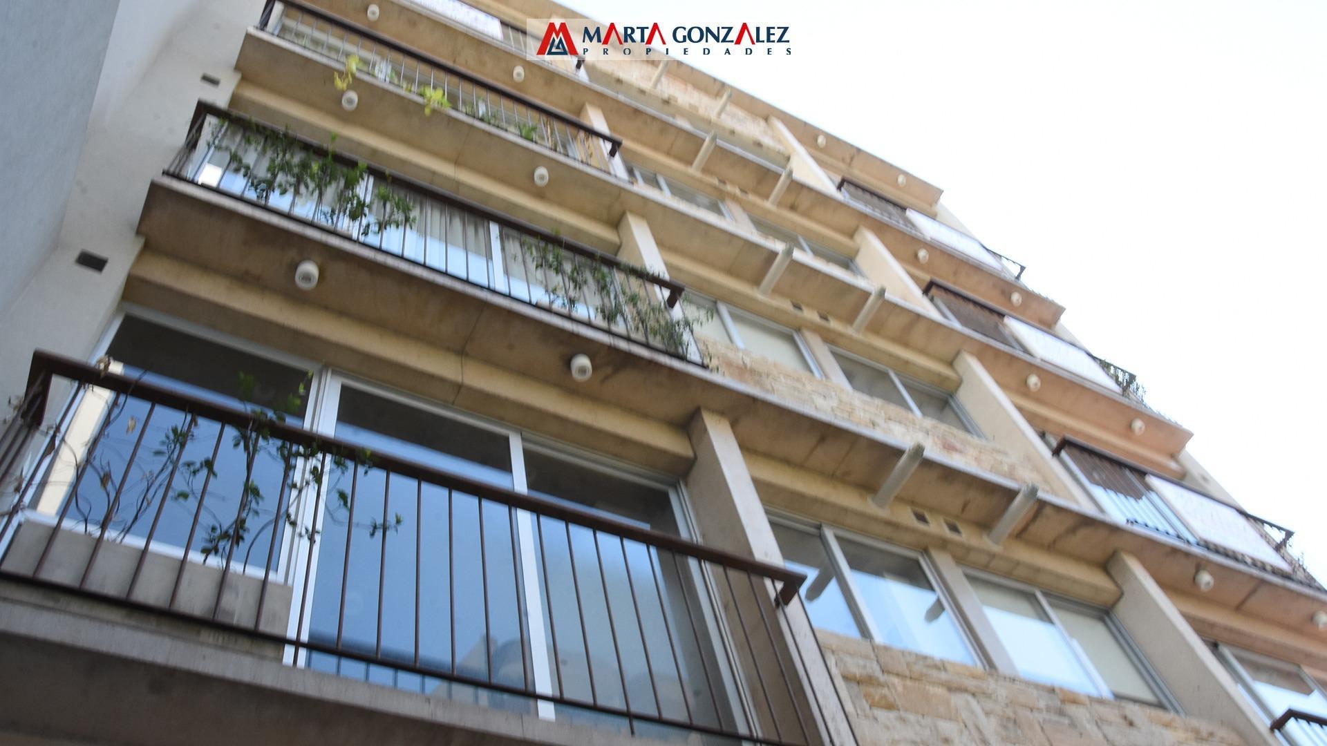 VENTA EXCELENTE SEMIPISO