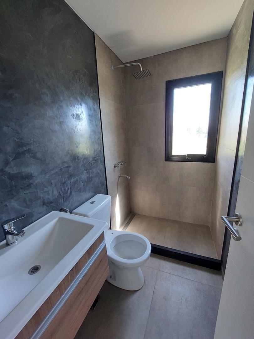 Oportunidad Casa en venta en Santa Lucia Pilar del Este