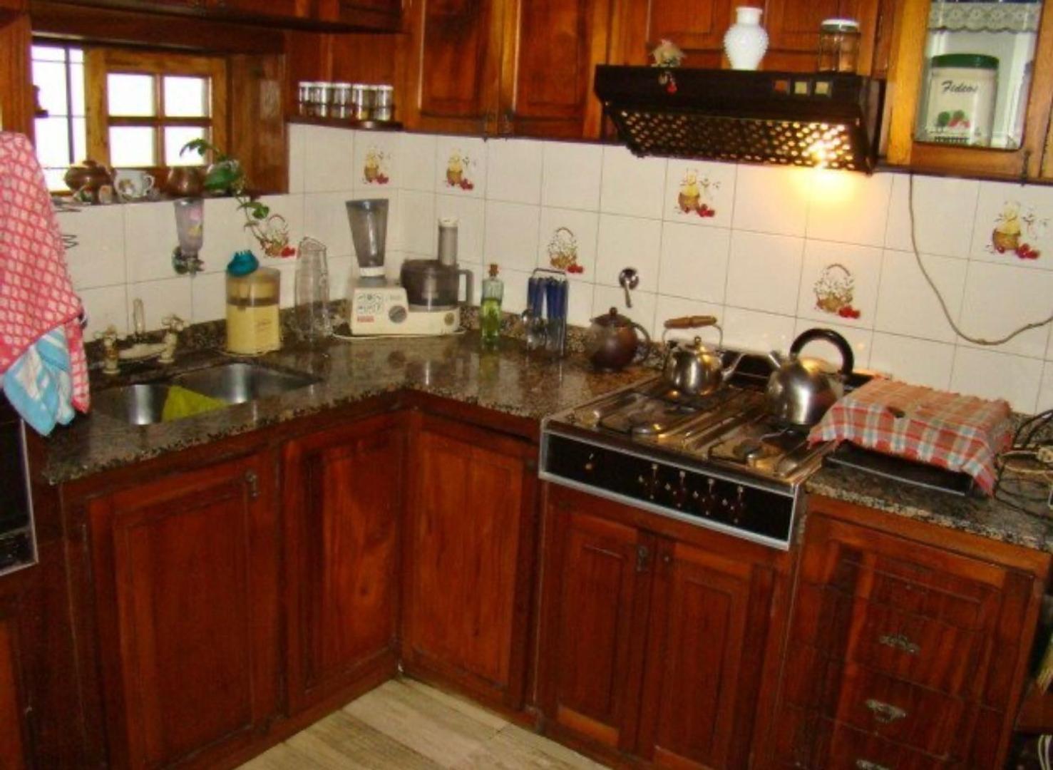 Casa en Venta en Rafael Calzada, USD 120.000