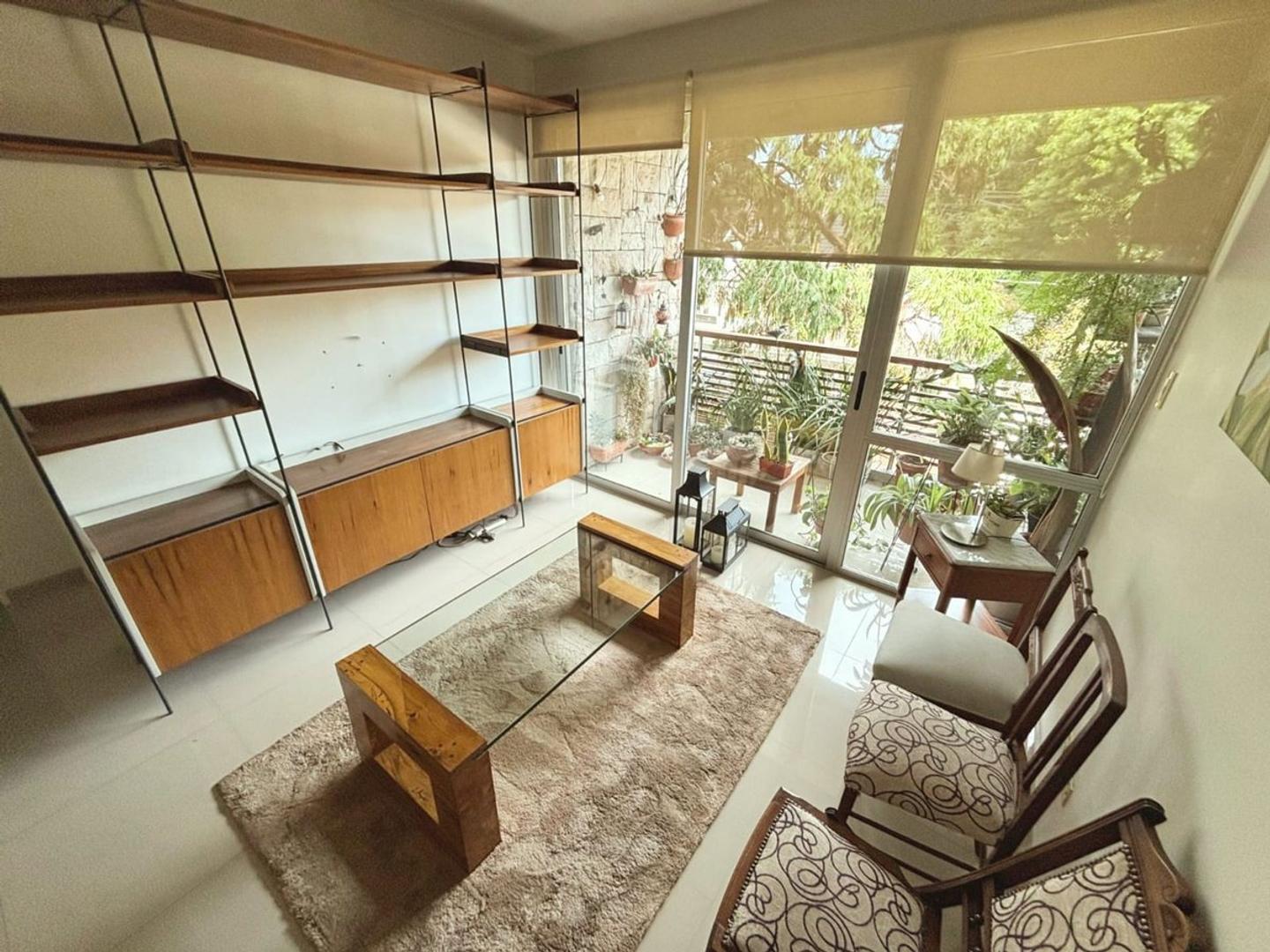 Gobernador Emilio Castro 400