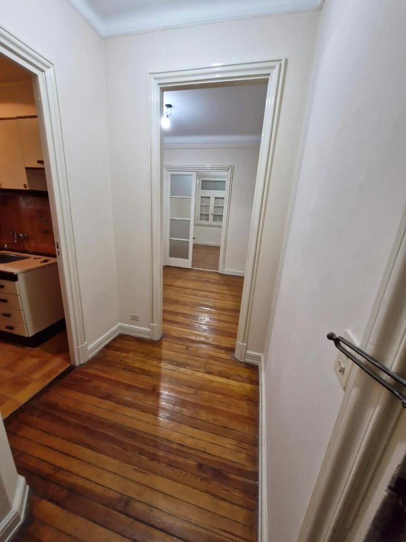 Oficina 3 ambientes con 2 baños