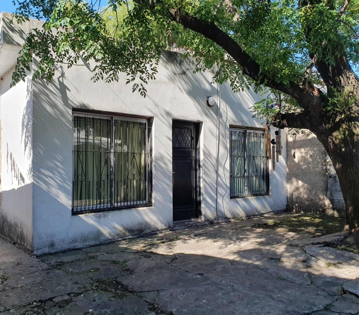 Depto Tipo Casa en Venta en Jose Marmol, USD 55.000