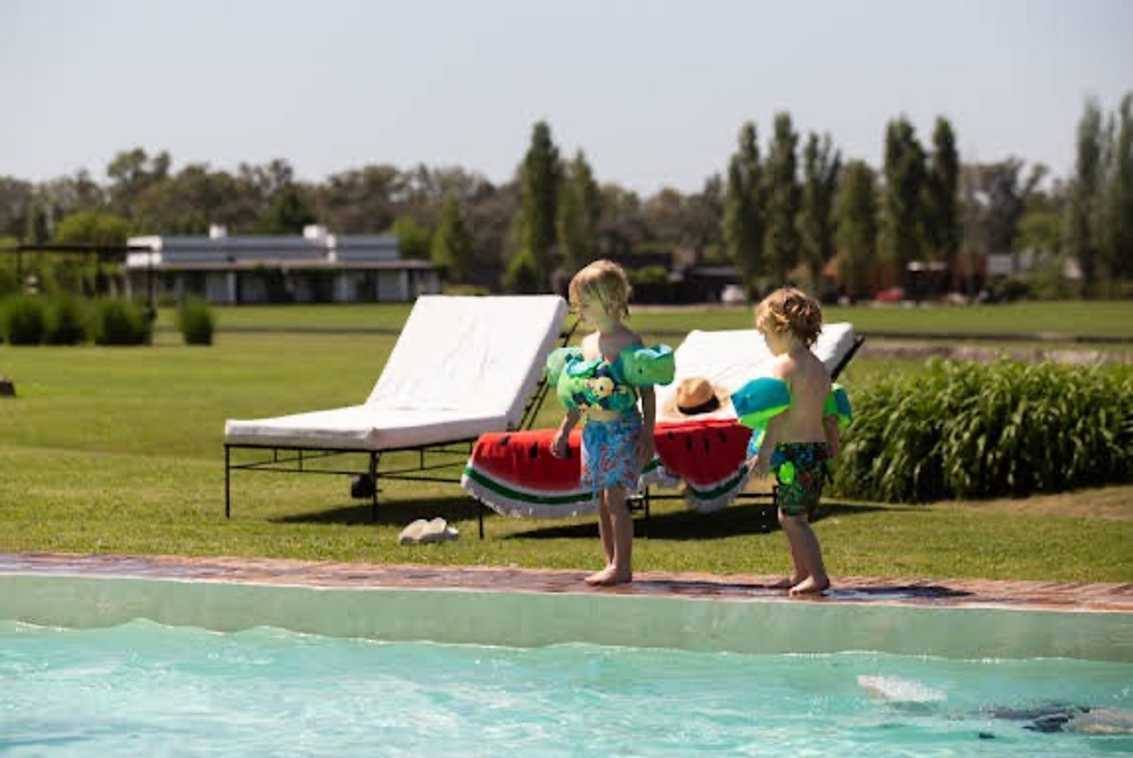 Colectora Autopista Ezeiza Cañuelas Km 51, El Mete