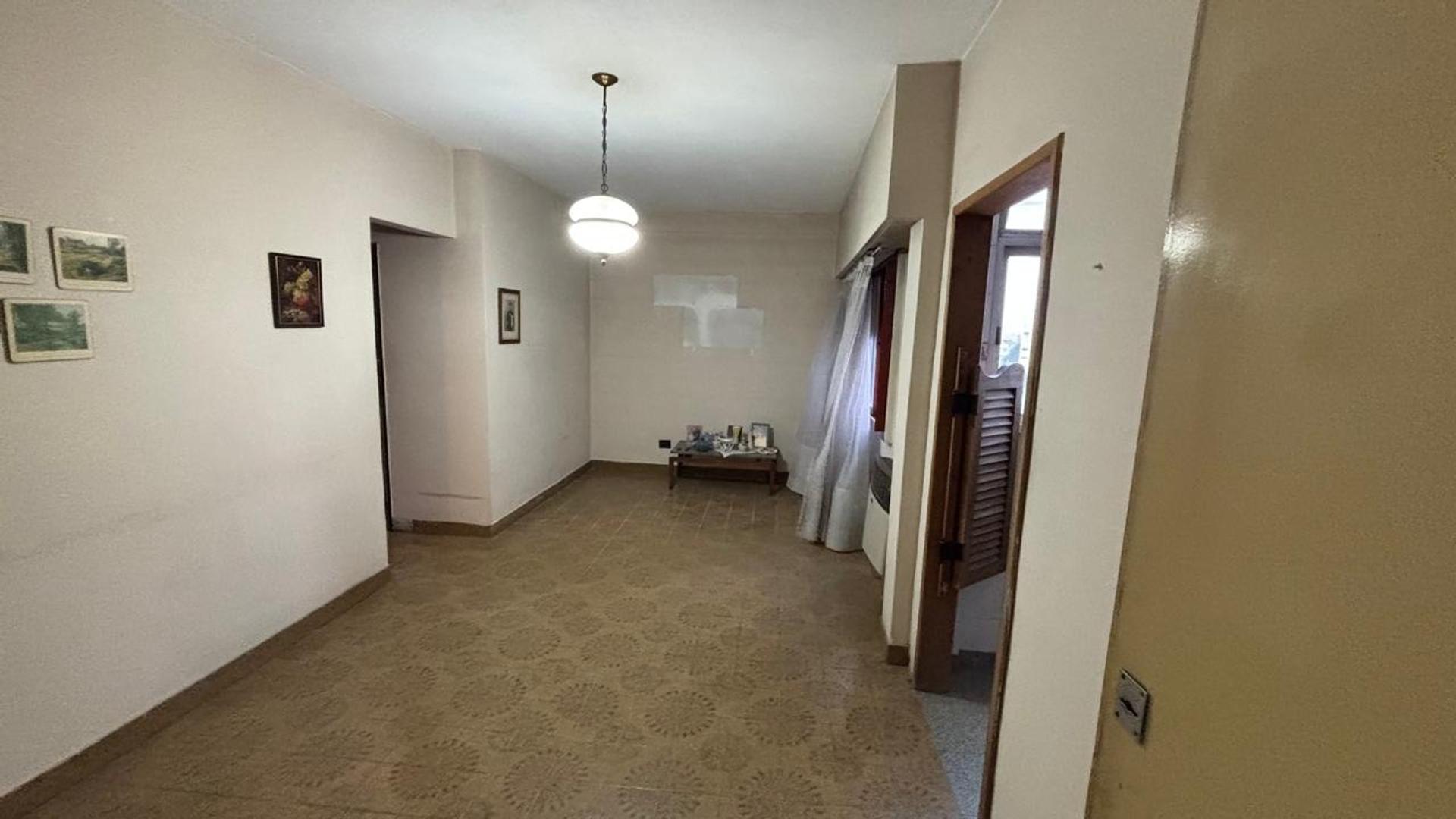 Departamento en Venta en Ramos Mejia Sur, USD 69.500