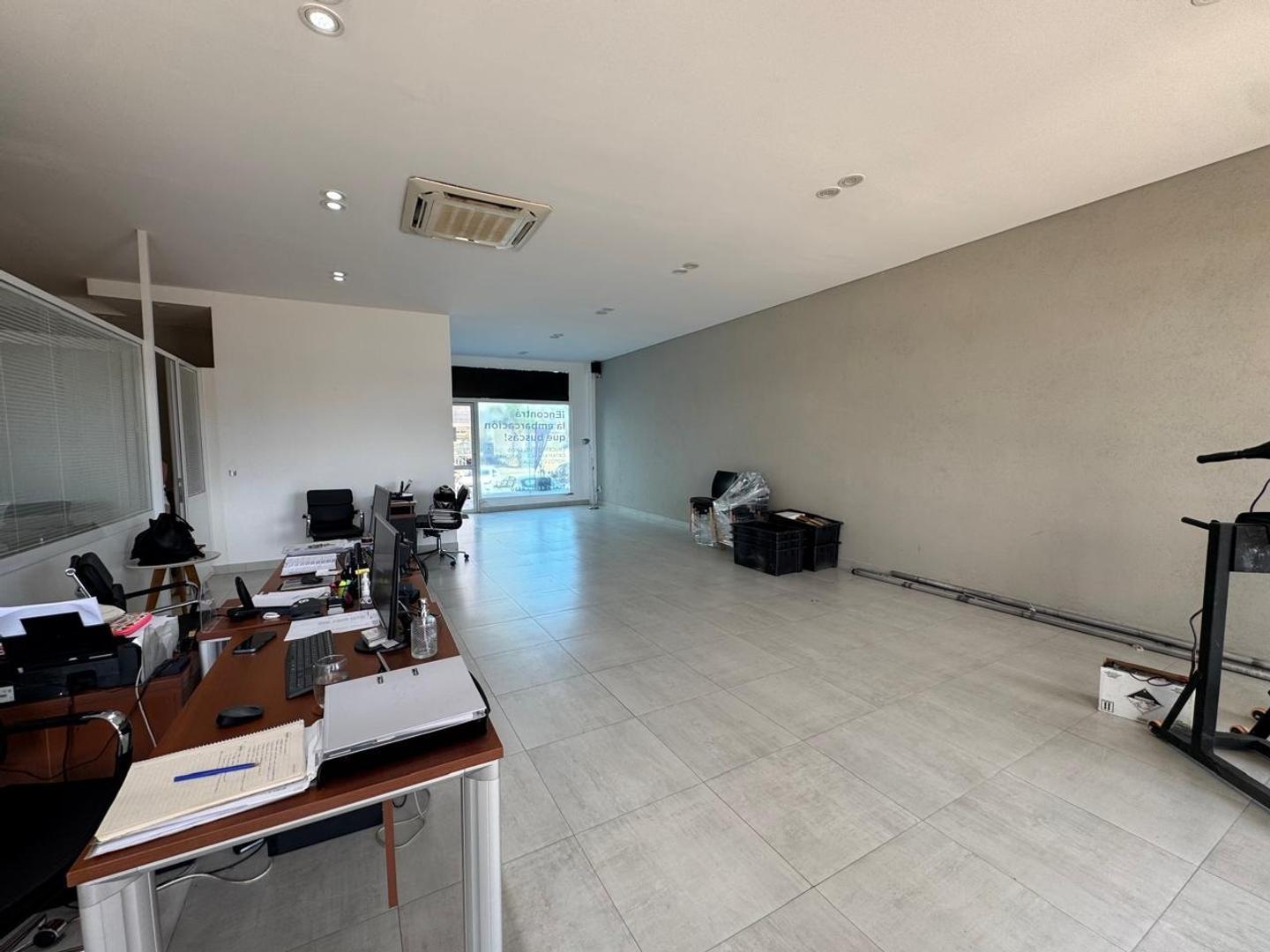 Avenida Del Puerto Jc433205 200