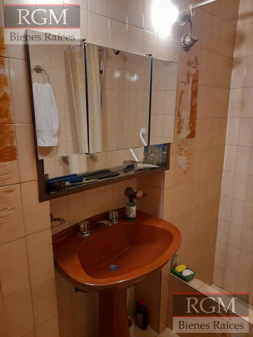 Depto Tipo Casa 5 ambientes con 1 baño