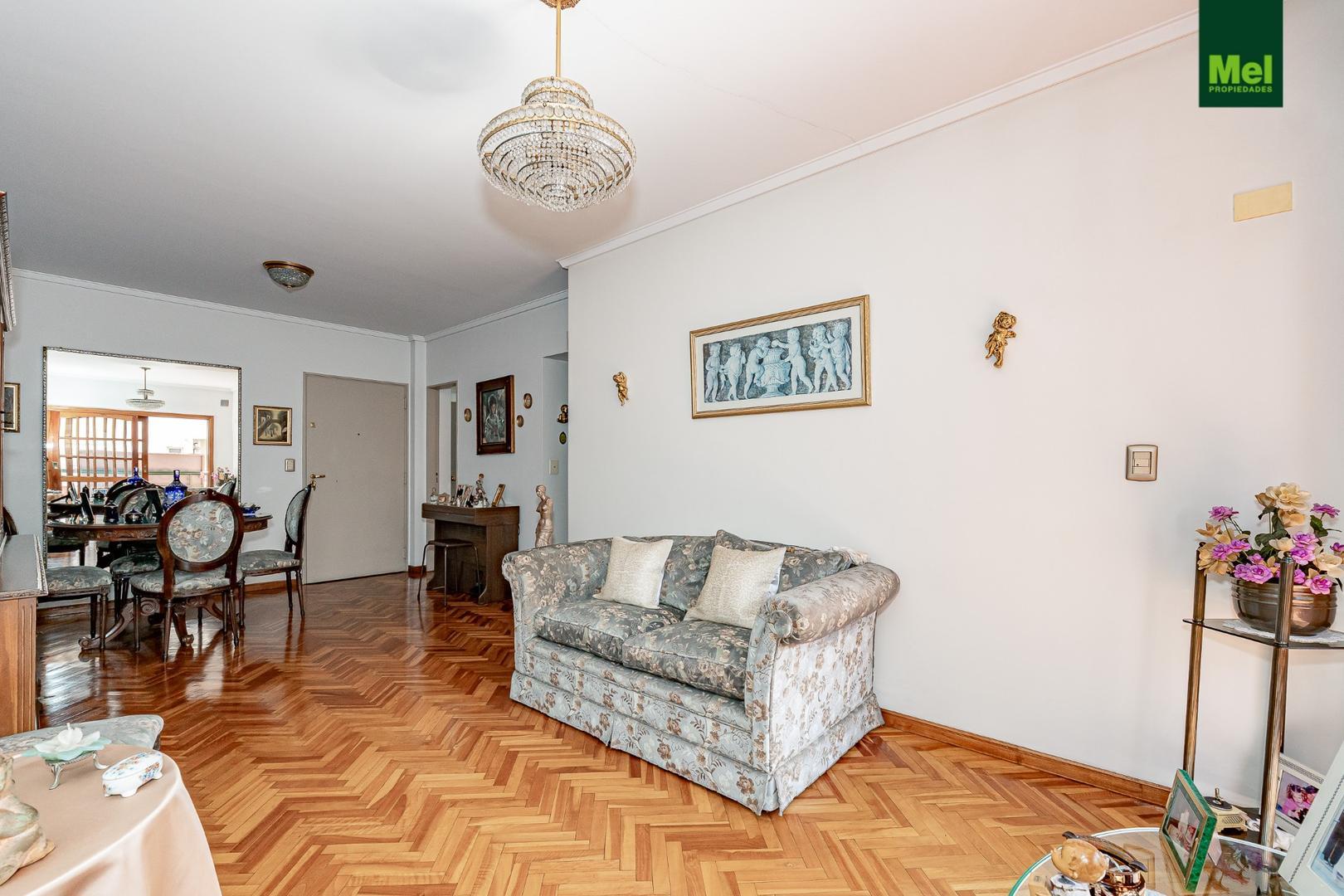 Departamento en Venta con 1 cocheras