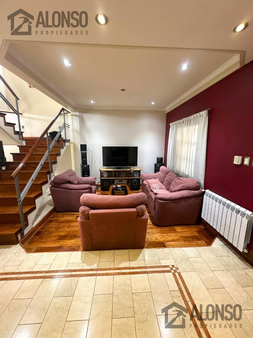 Casa en Venta en Lanus Oeste, USD 335.000