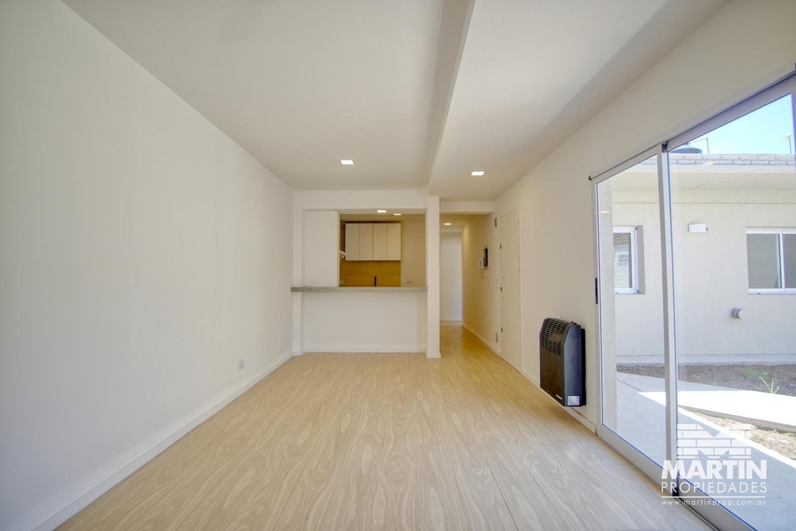 PH al fondo 3 ambientes a estrenar, a 2 cuadras de Panamericana.