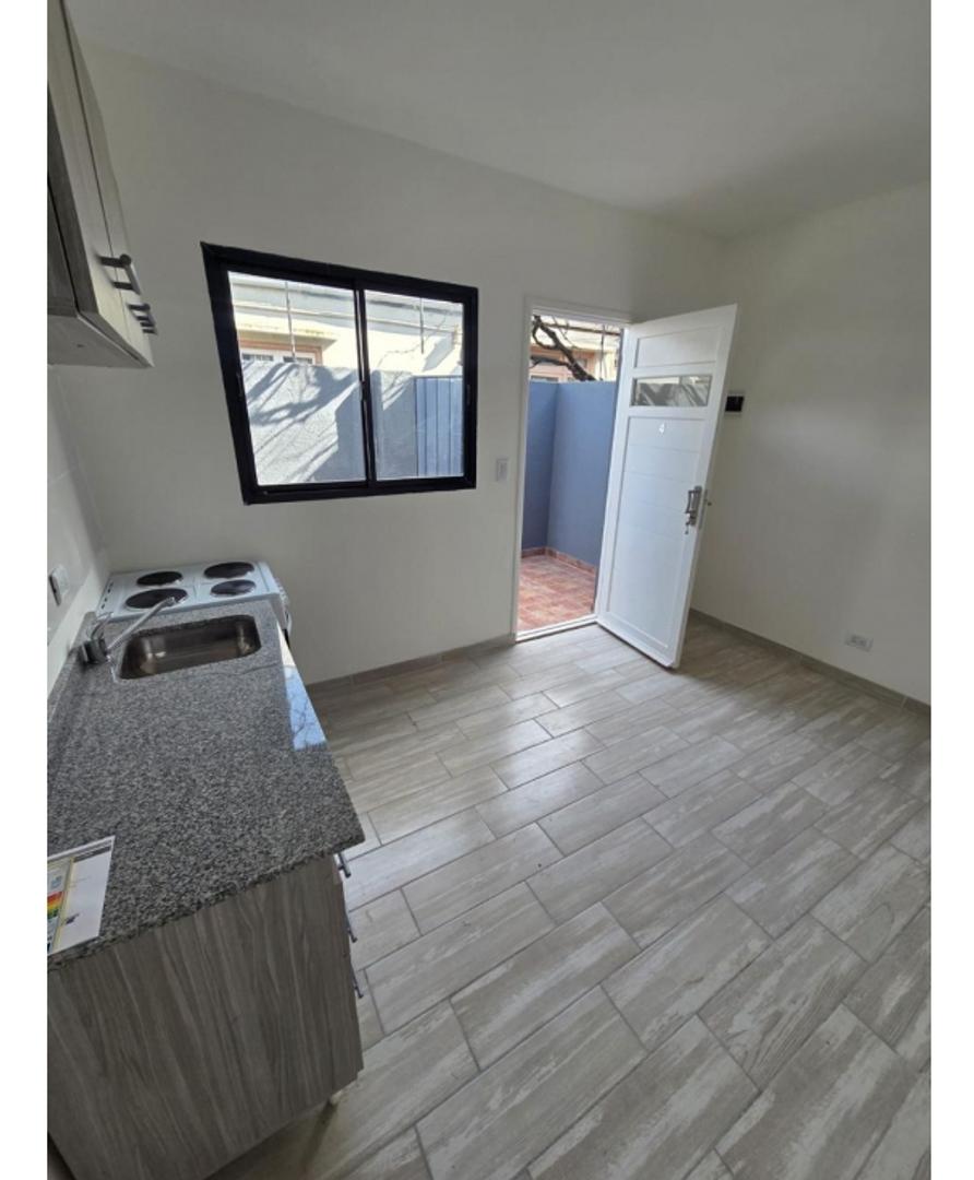Depto Tipo Casa en Venta de 2 ambientes