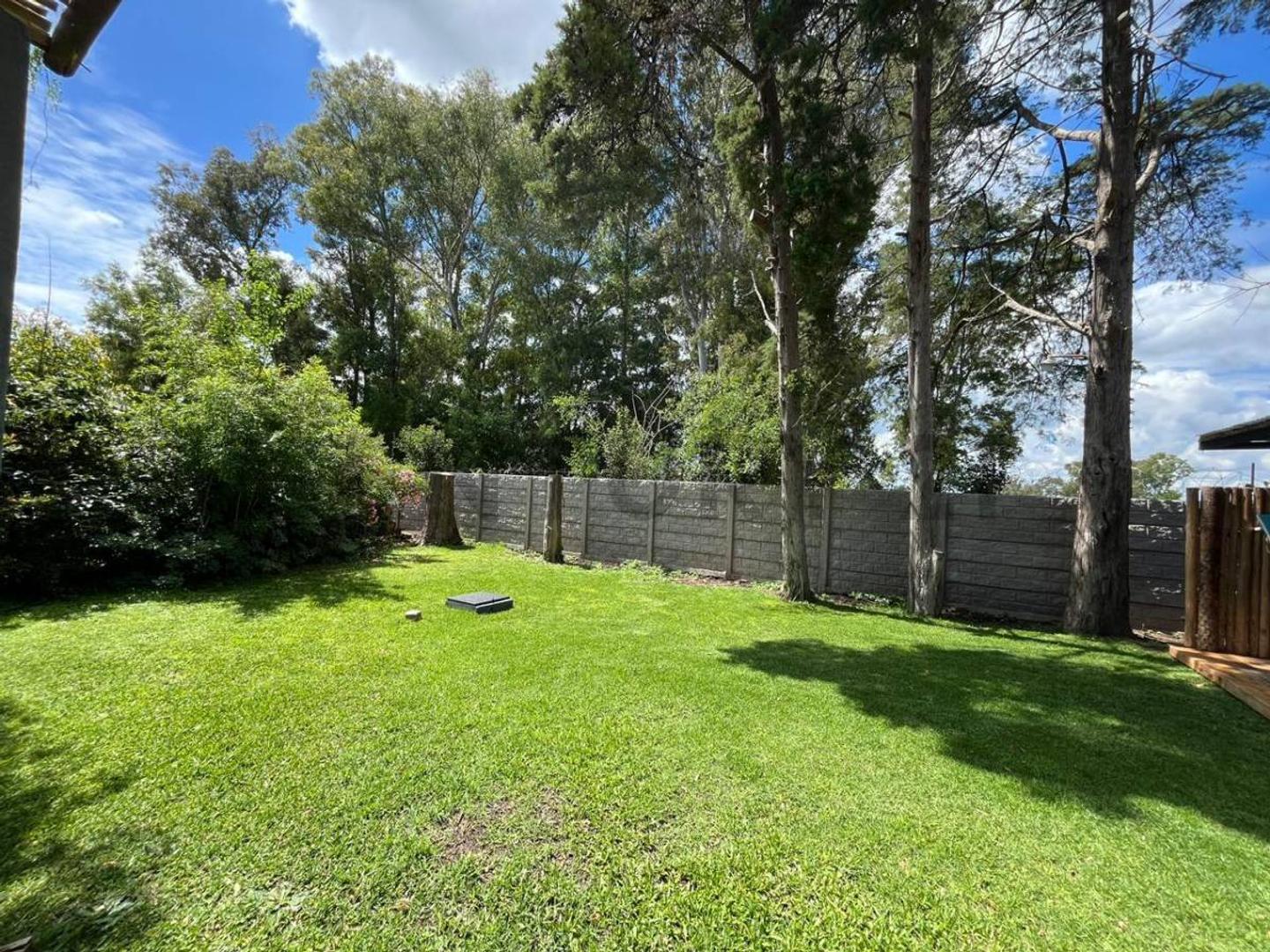 Casa en Venta con 1 cochera