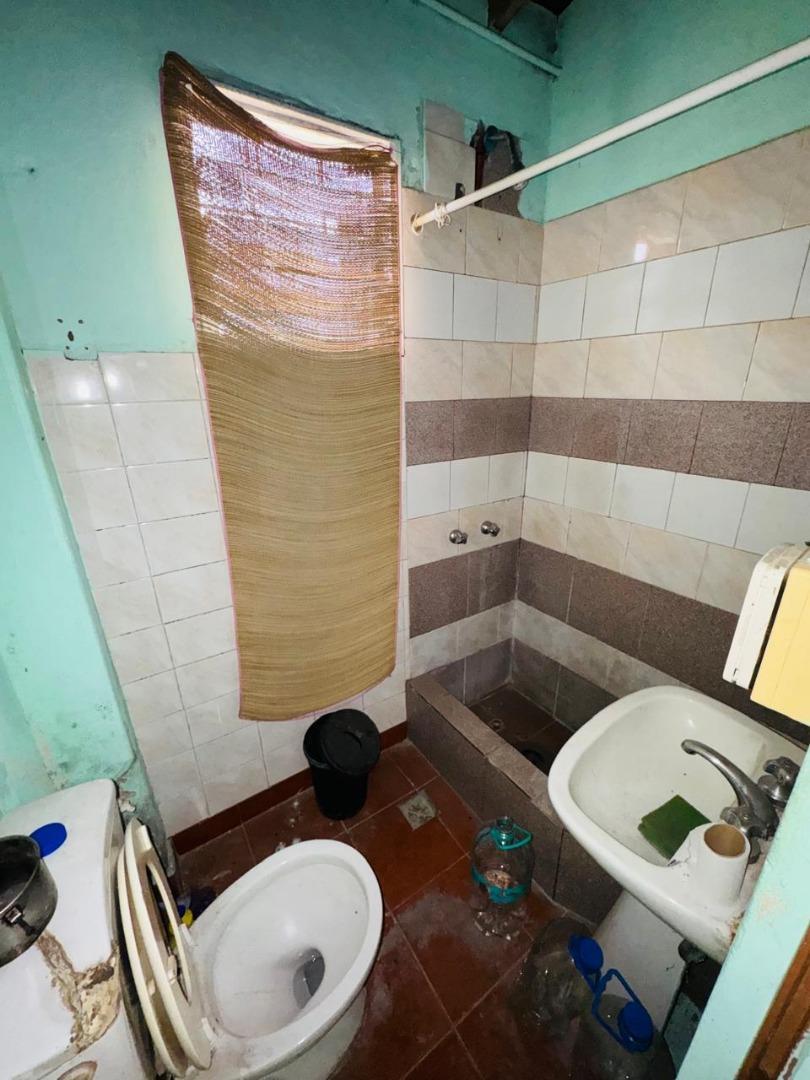 Casa 2 ambientes con 1 baño