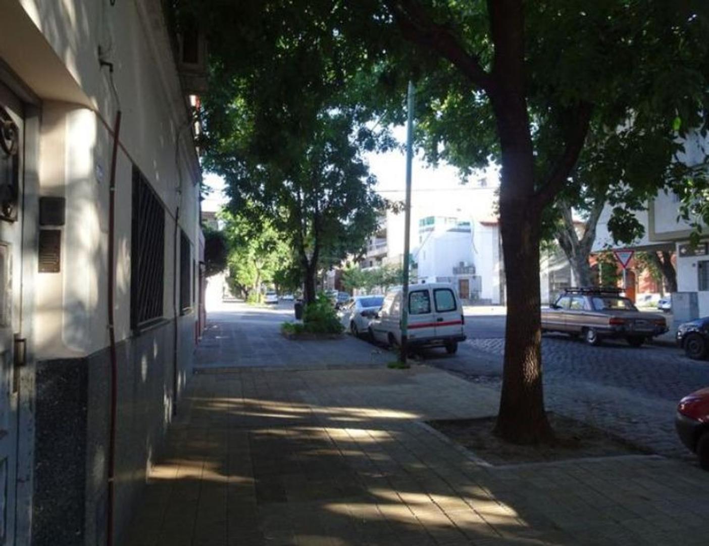 Depto Tipo Casa en Alquiler de 1 dormitorio