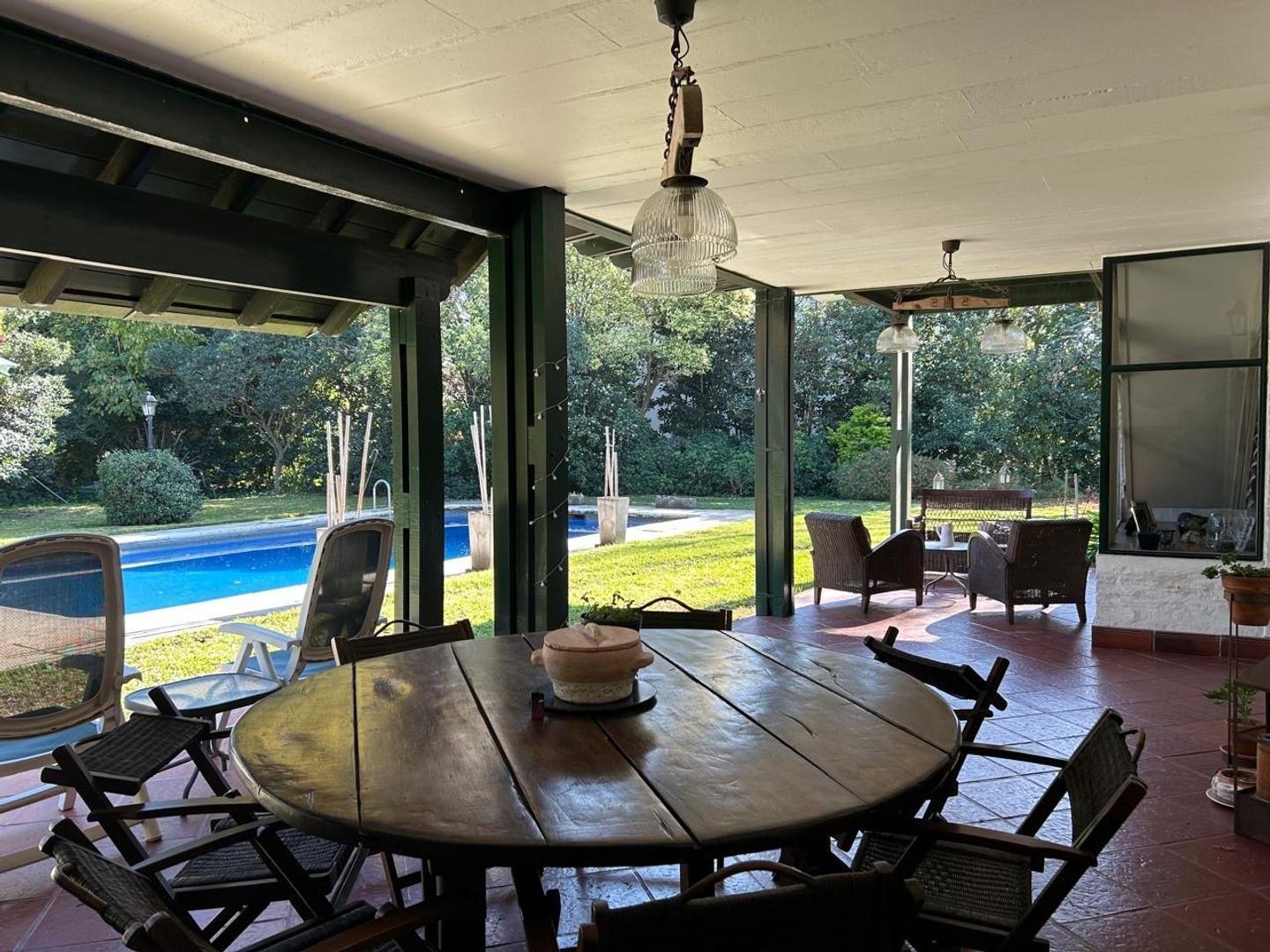 Casa en Venta de 5 dormitorios