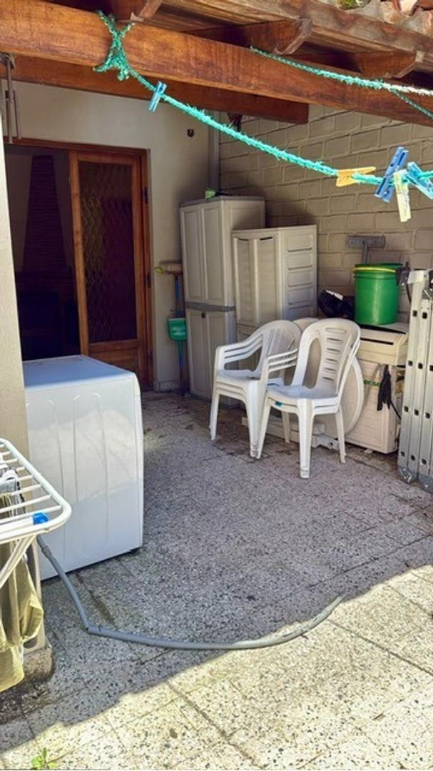 Depto Tipo Casa en Alquiler de 2 dormitorios