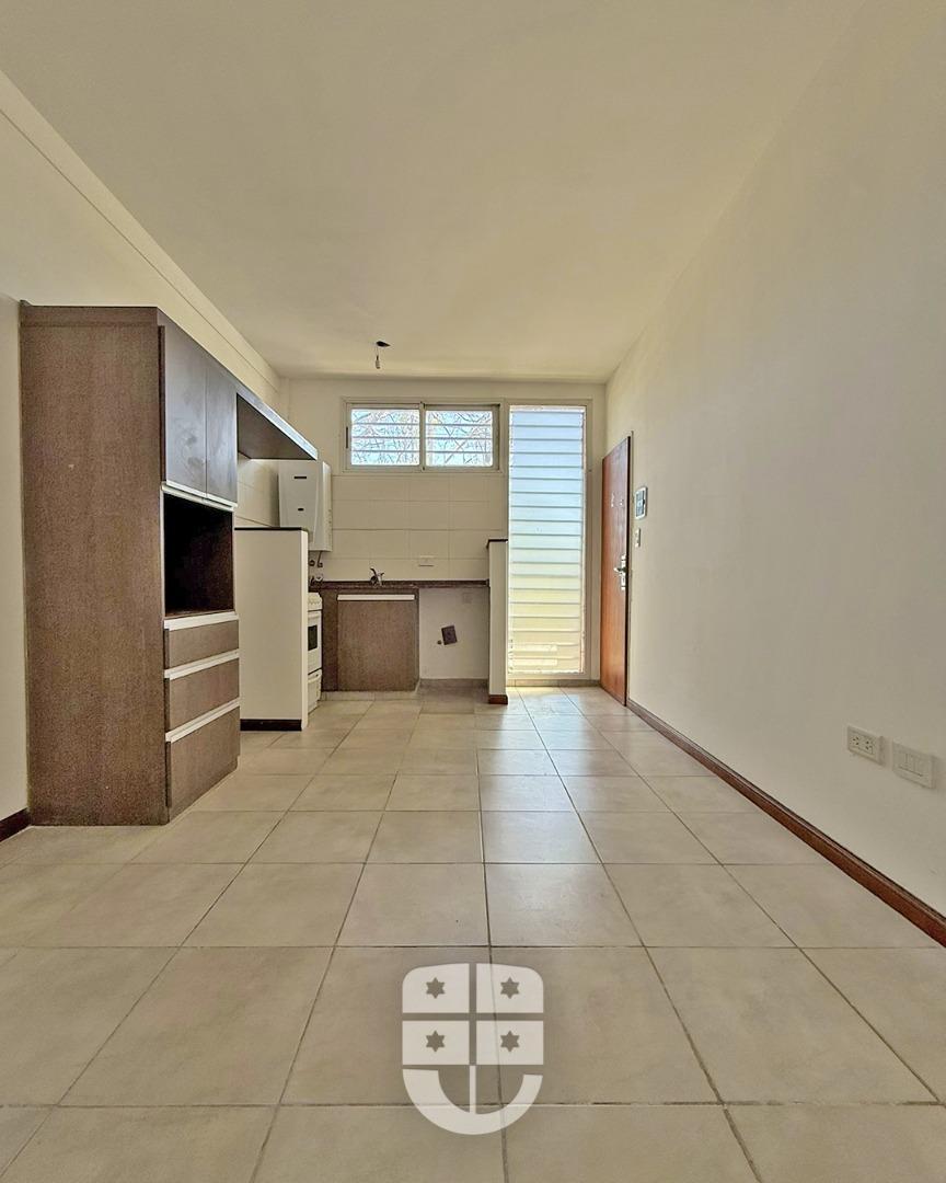 French 627 , Piso 00