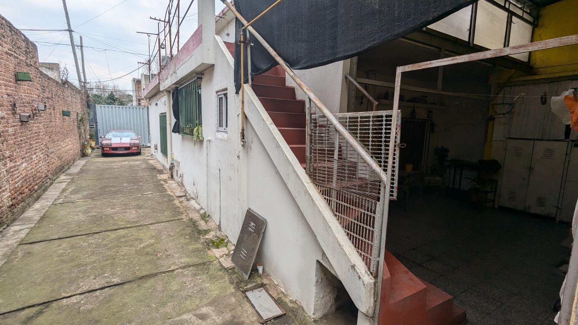 Galpon en Venta en Lanus Este, USD 85.000