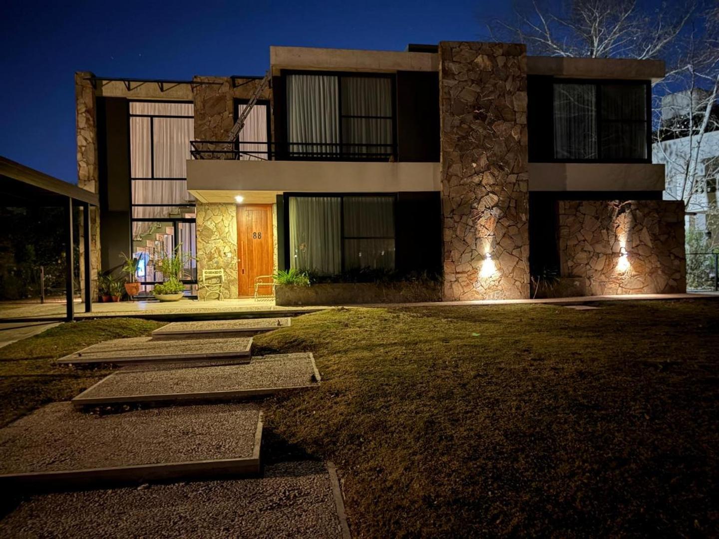 Casa en venta en Haras Santa Maria Impecable 