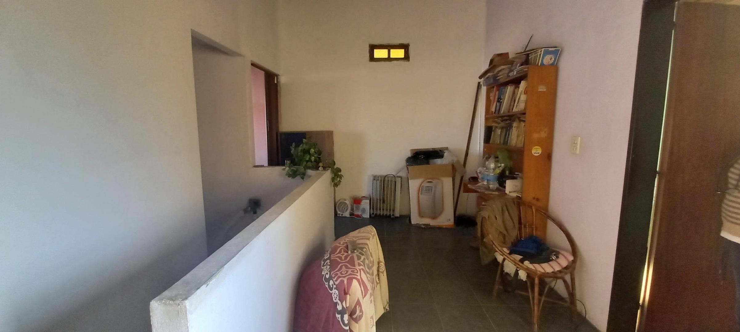 Casa en Venta con 4 cocheras