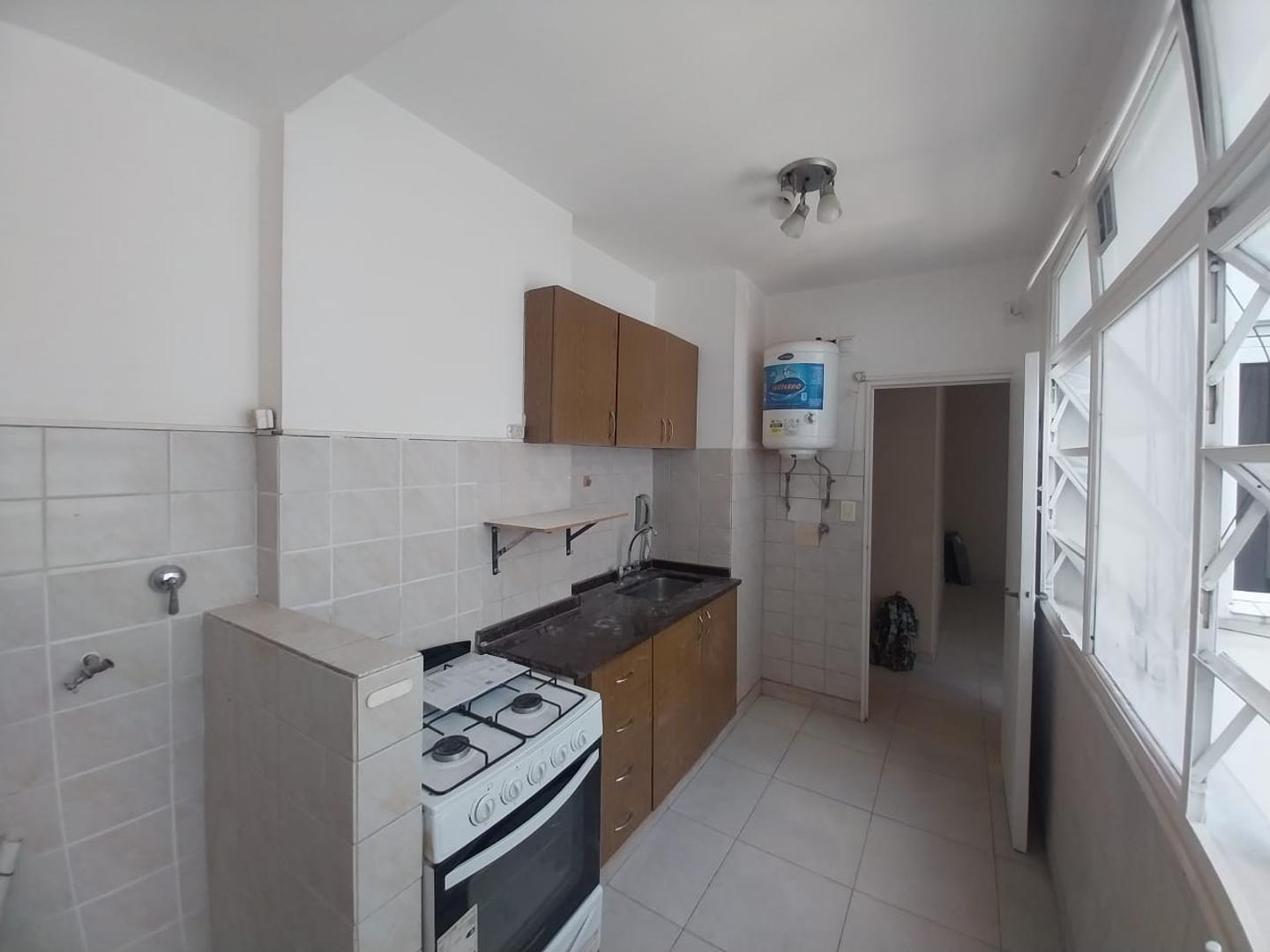 Av rivadavia 4509 , Piso 9