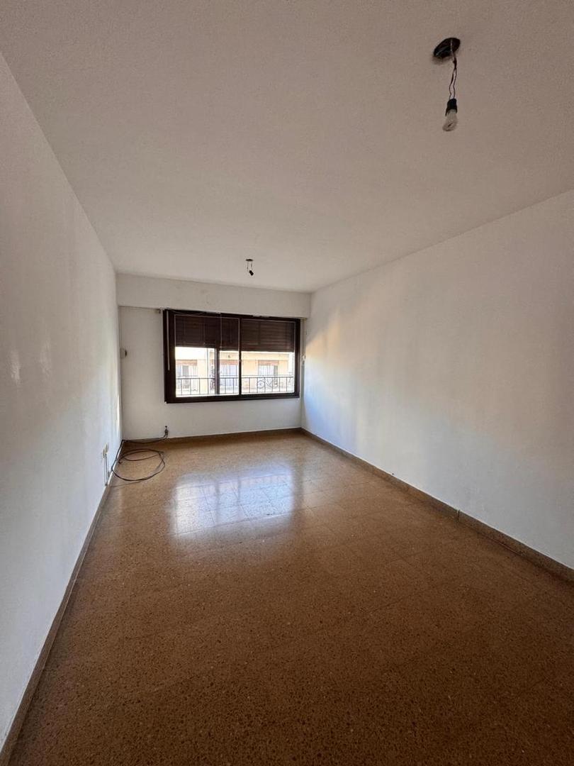 Departamento en Alquiler en Plaza Rocha, $ 790.000