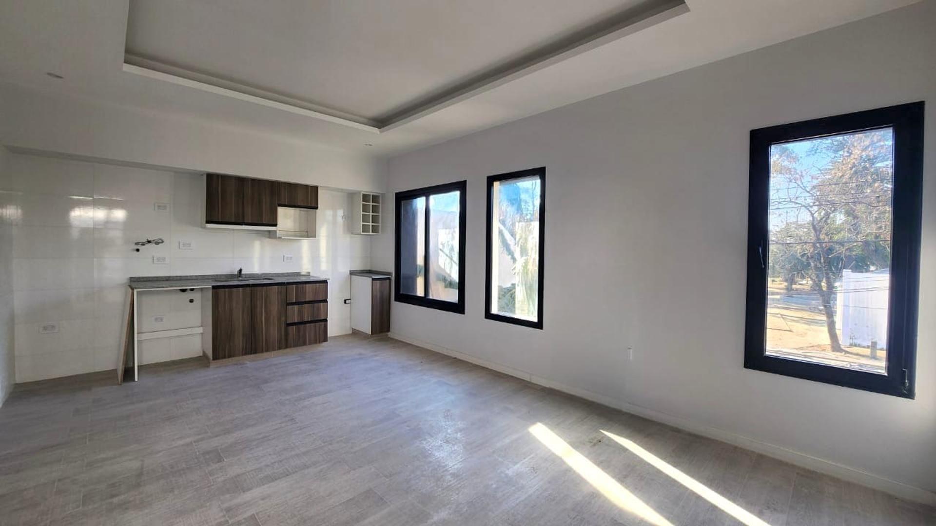 Departamento en Venta en Valentin Alsina, USD 66.000