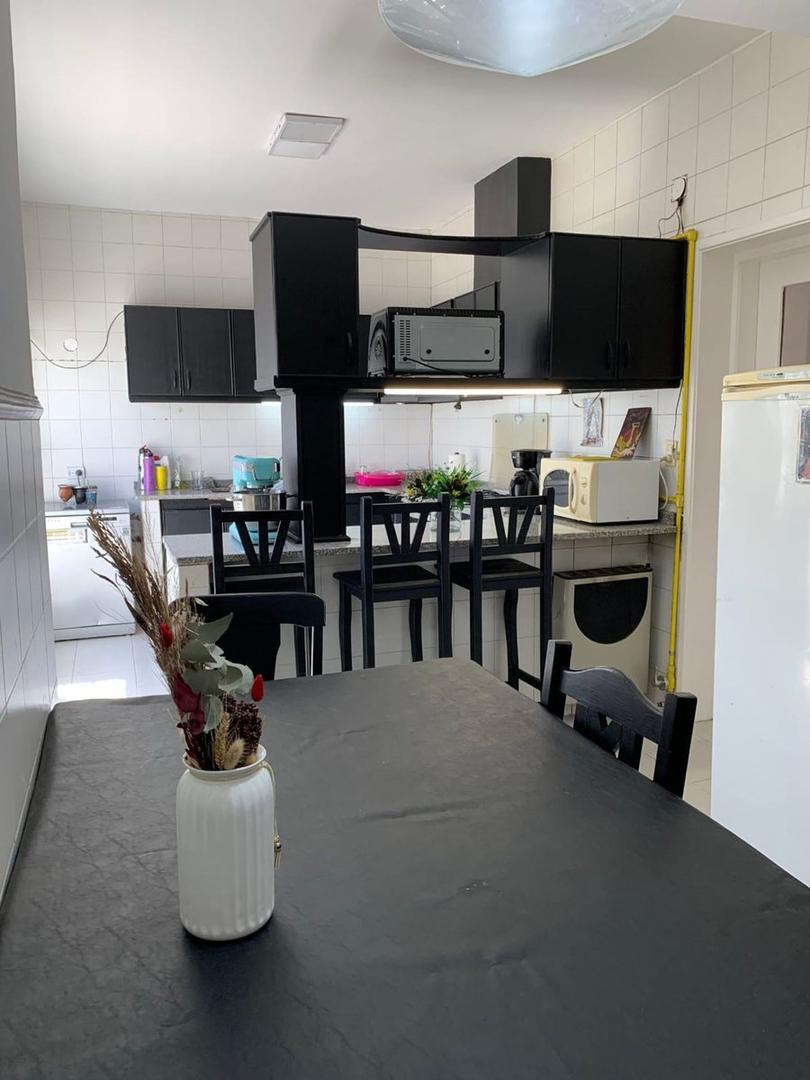 Casa 6 ambientes con 3 baños