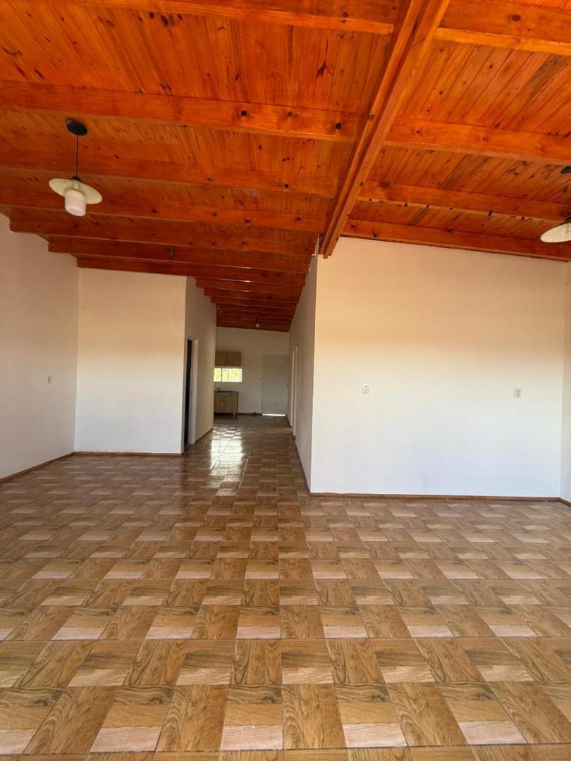 CASA CON PILETA EN ALQUILER PERMANENTE, PUEBLO ESTHER!