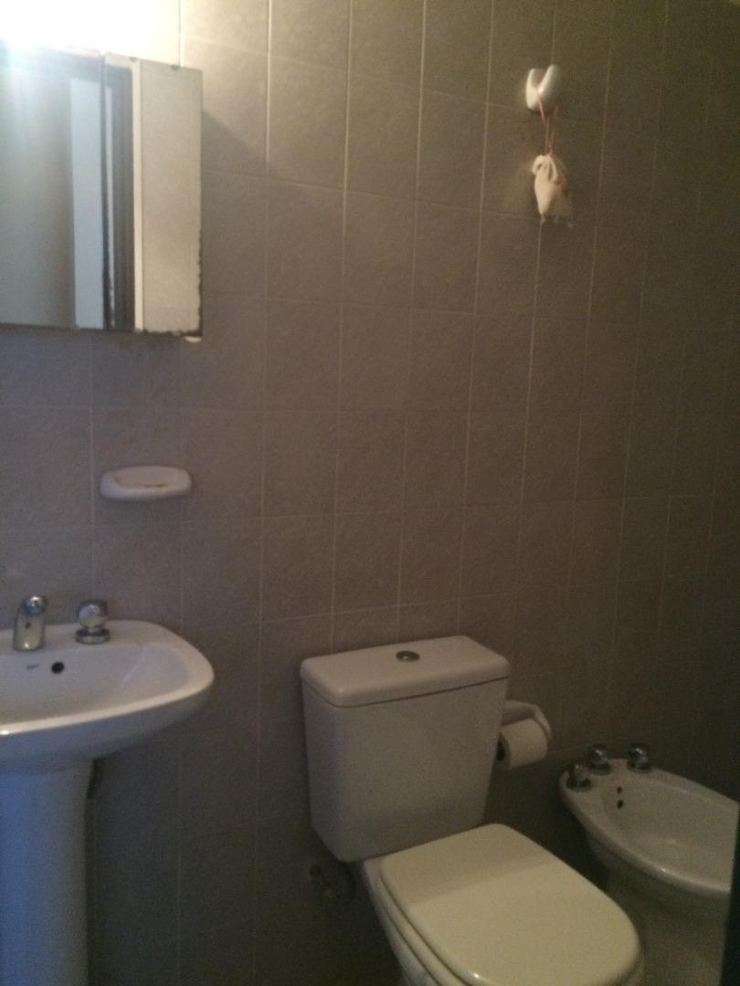 DEPTO 2 AMB TIPO DUPLEX CON COCHERA CUBIERTA APTO CREDITO!