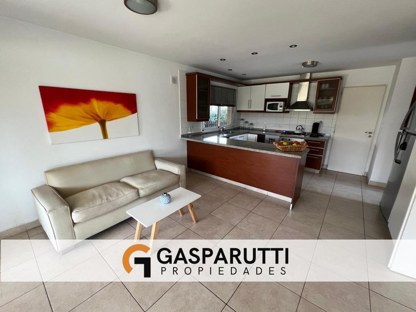 Casa 4 ambientes con 4 baños