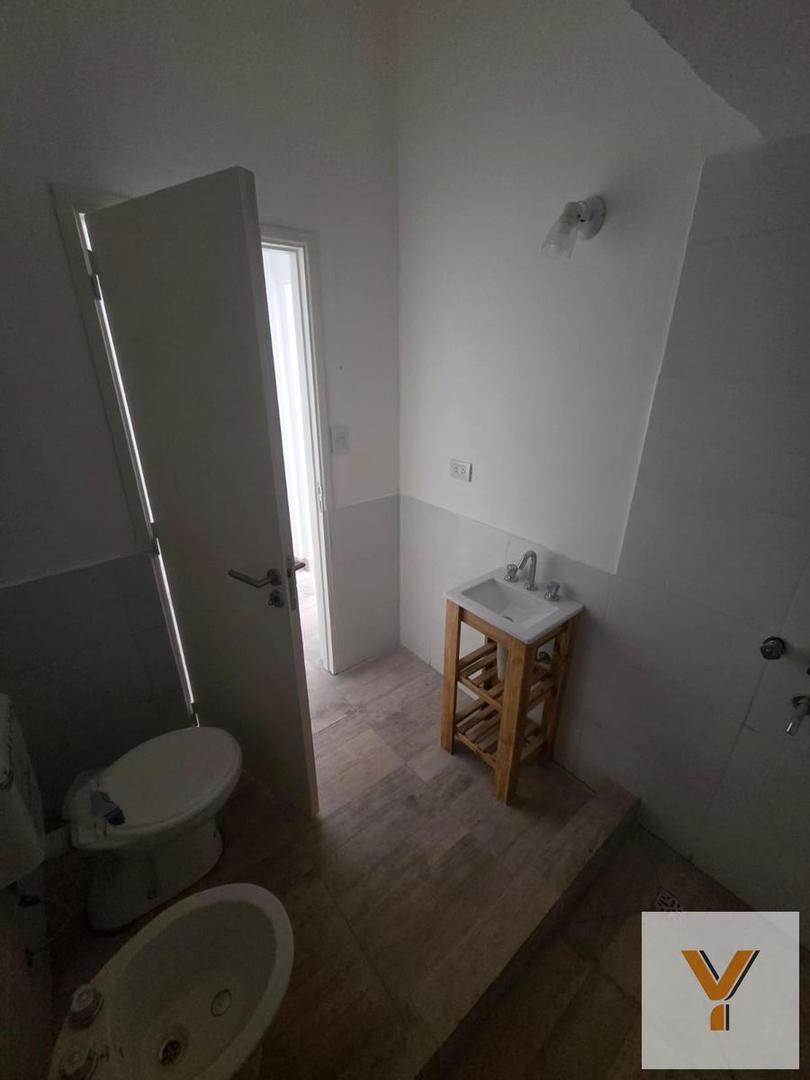 Depto Tipo Casa en Venta de 3 ambientes