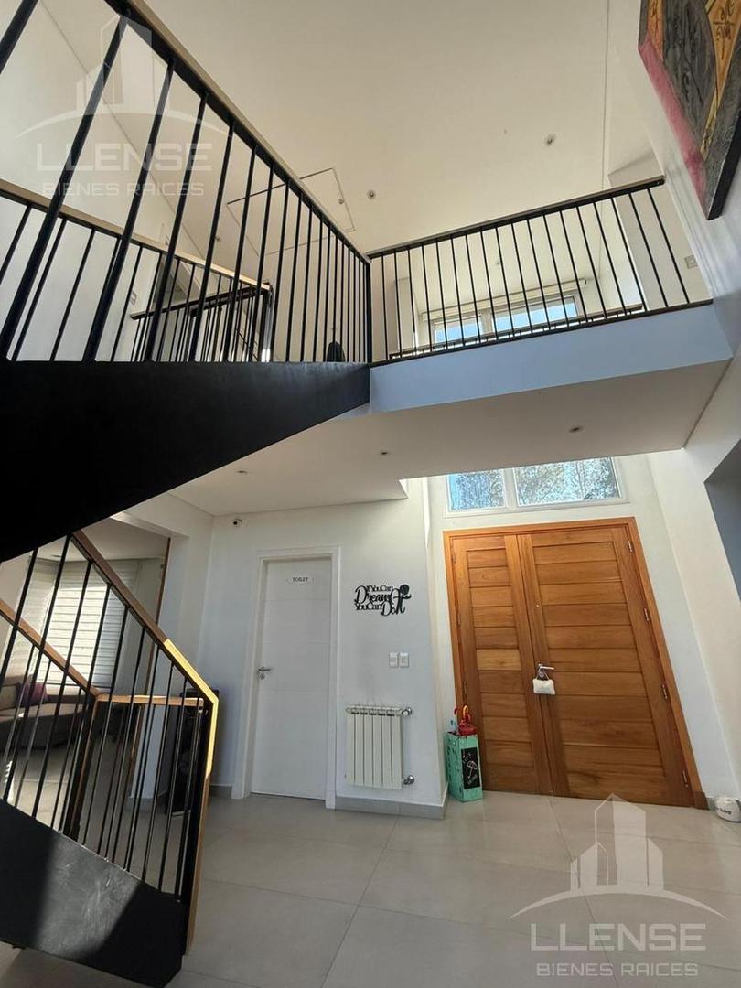 Casa en Alquiler en Guillermo E Hudson, USD 3.900