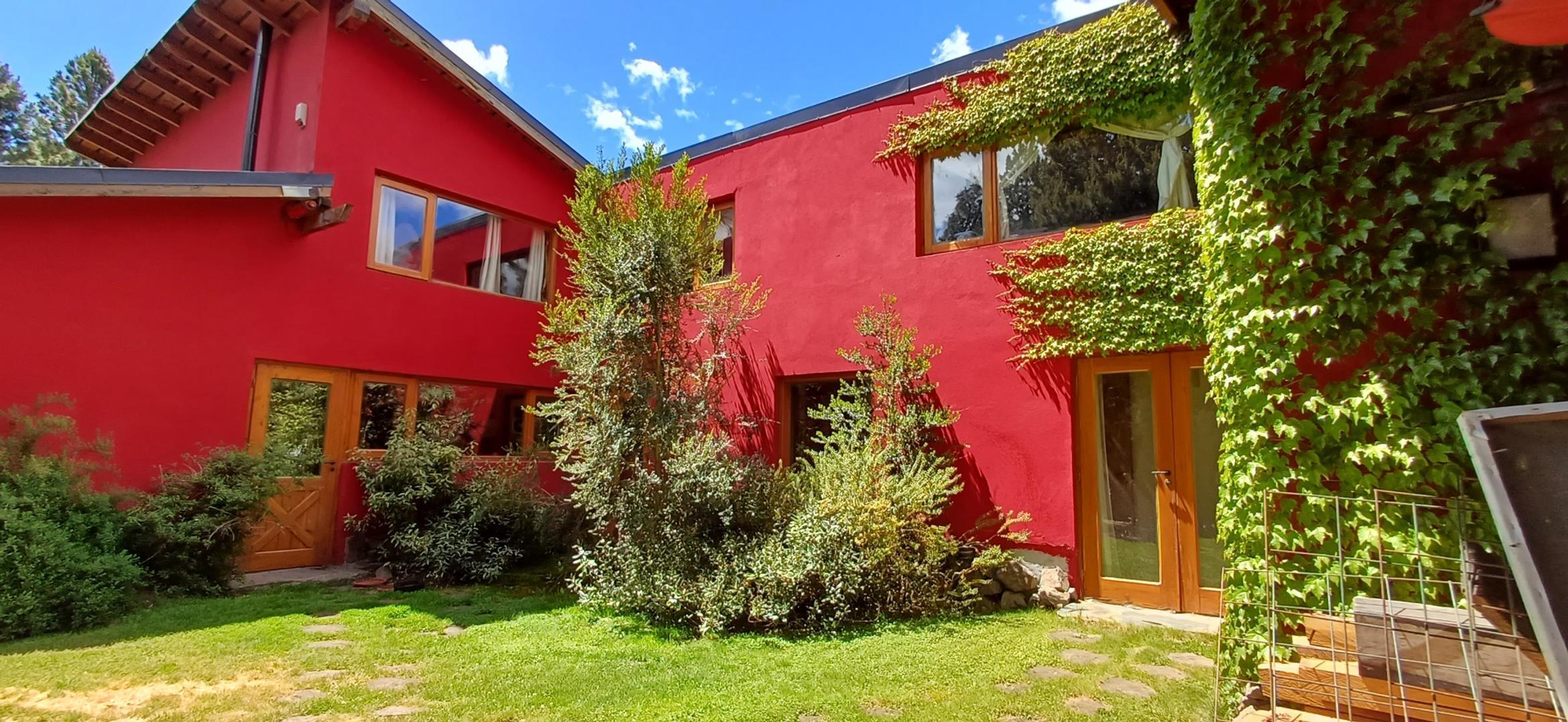 Excelente Casa a la Venta Club de Campo Dos Valles