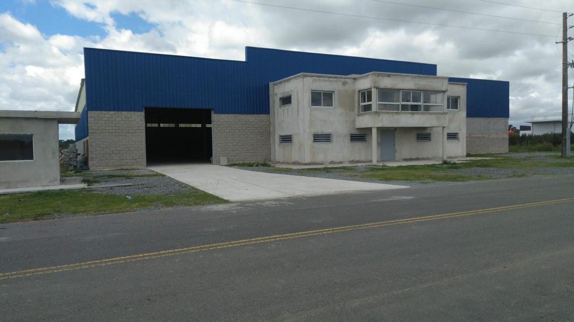 Galpon en Venta en Abasto, USD 2.100.000