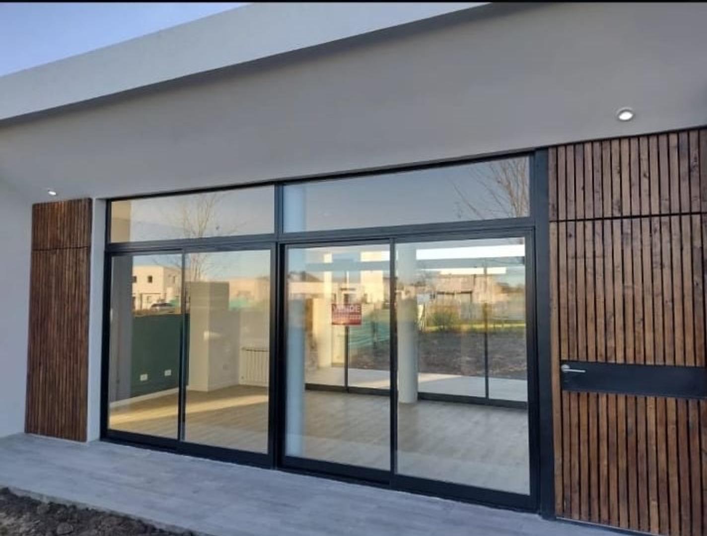 Casa en Alquiler de 3 dormitorios