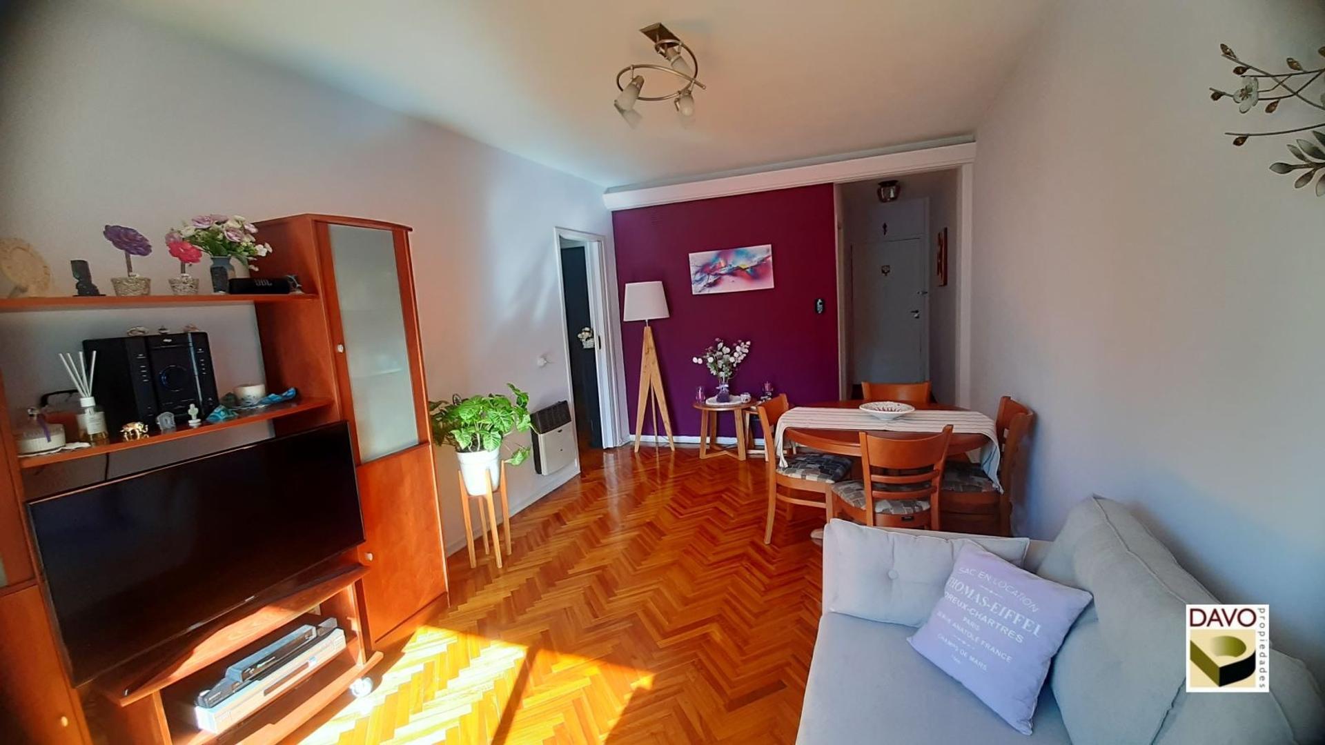 Departamento 3 ambientes con 2 baños