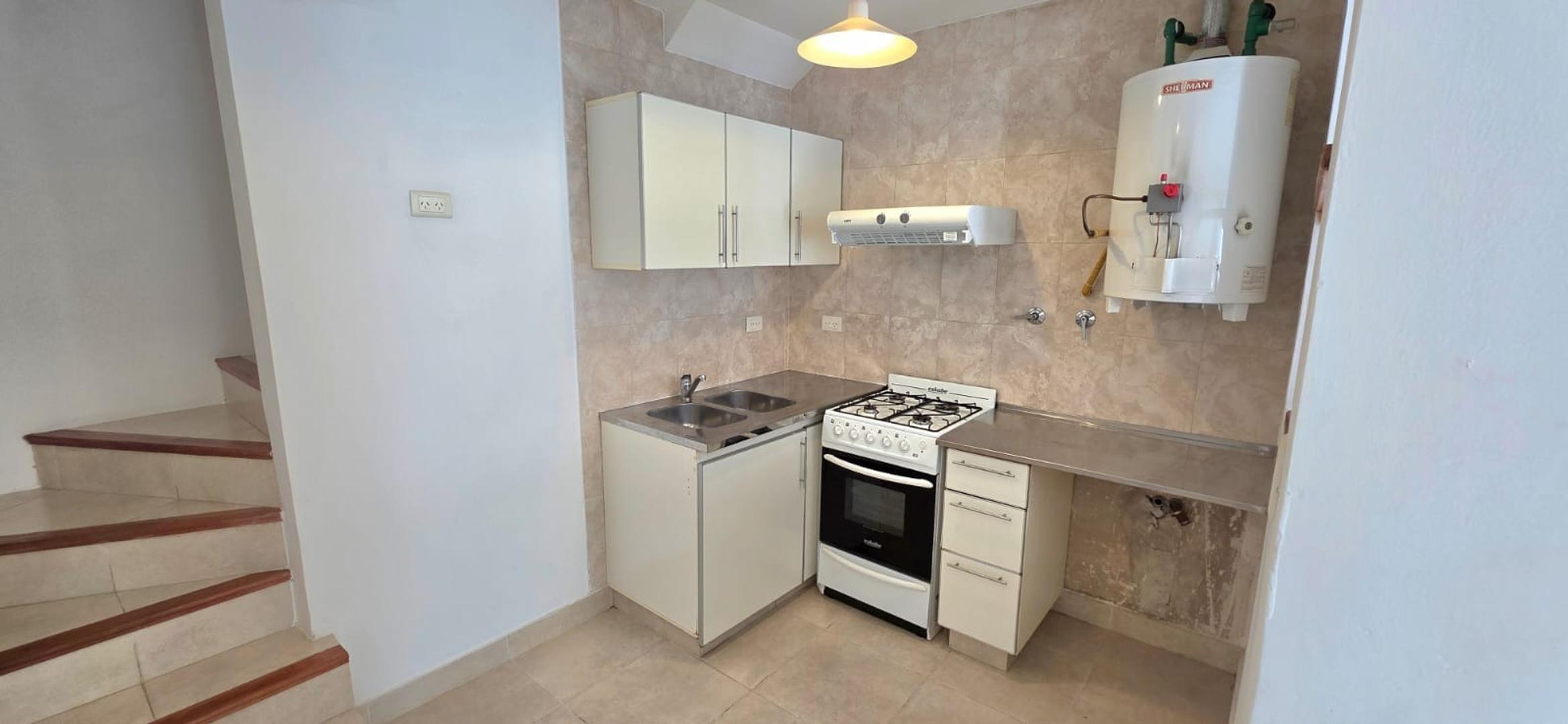 Hermoso departamento en alquiler de 2 ambientes CON cochera