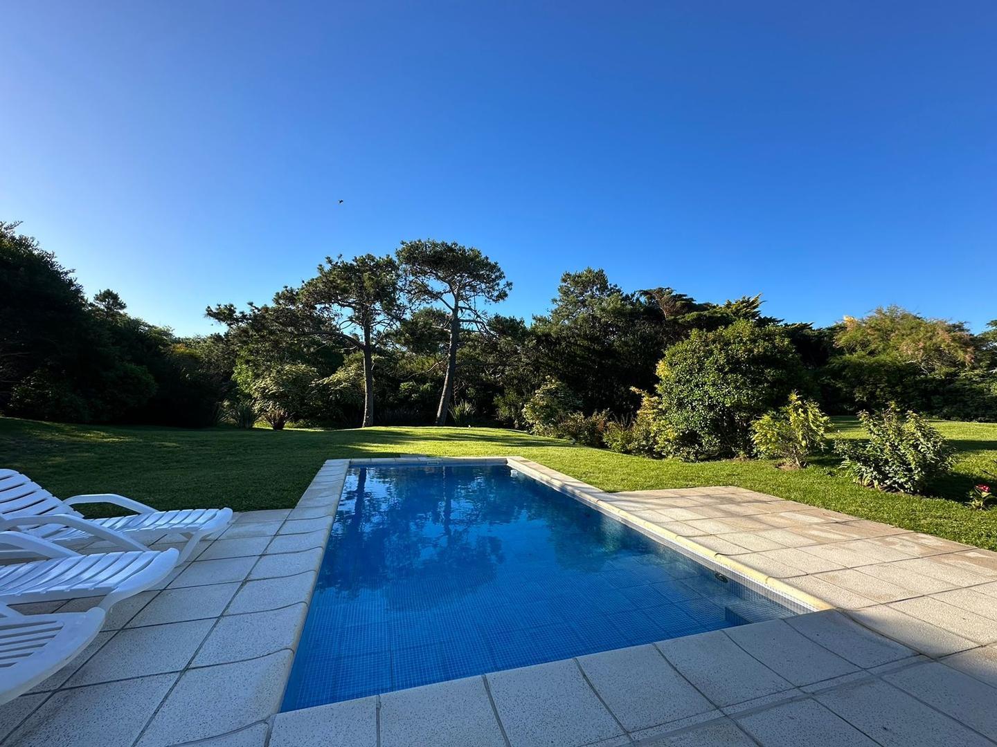 Casa en Alquiler Temporal de 4 dormitorios