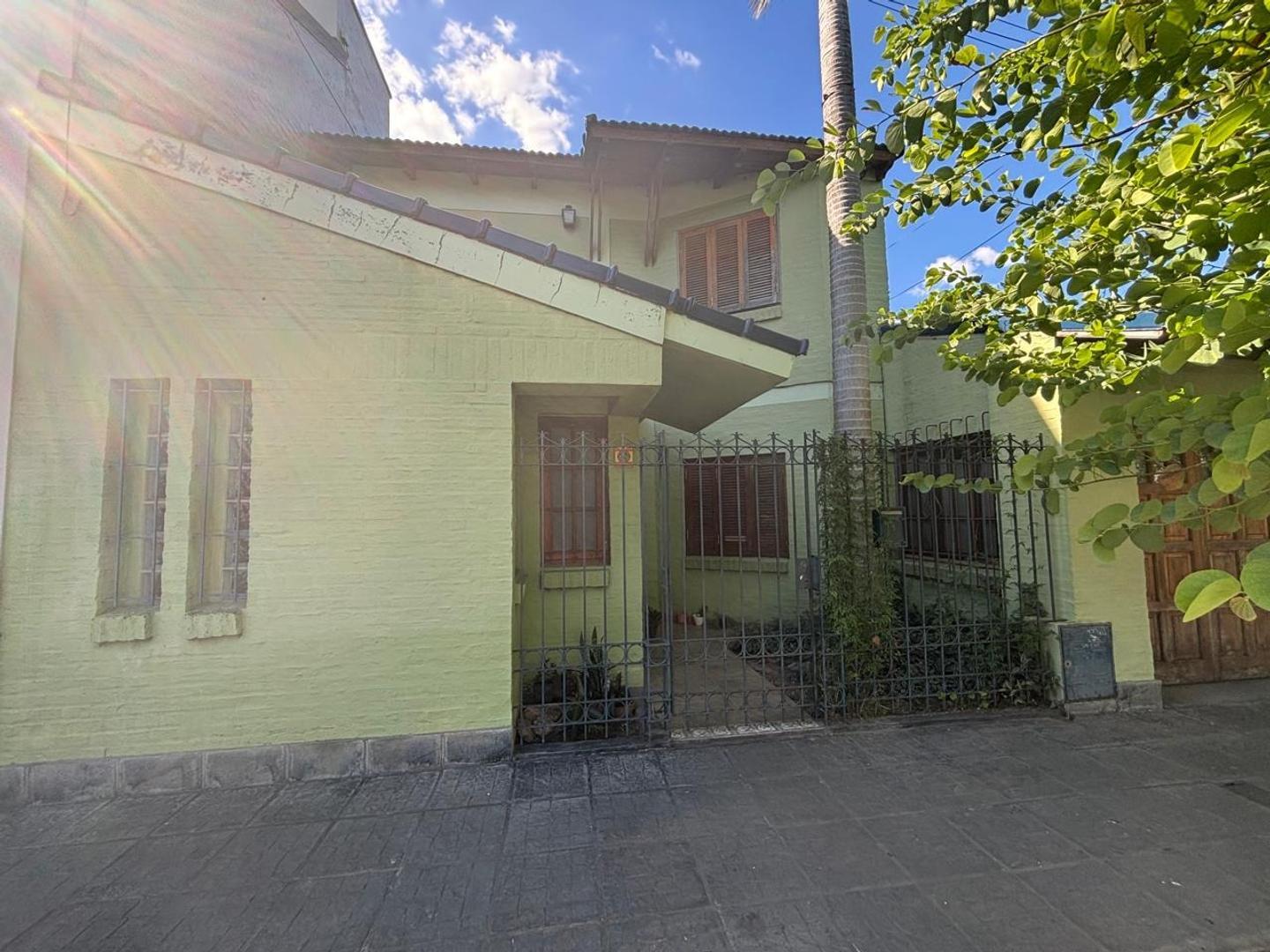 CASA EN VENTA - GUADALUPE OESTE- SANTA FE