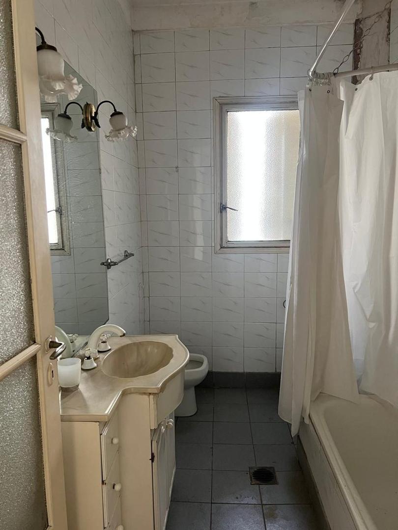 Departamento 4 ambientes con 2 baños